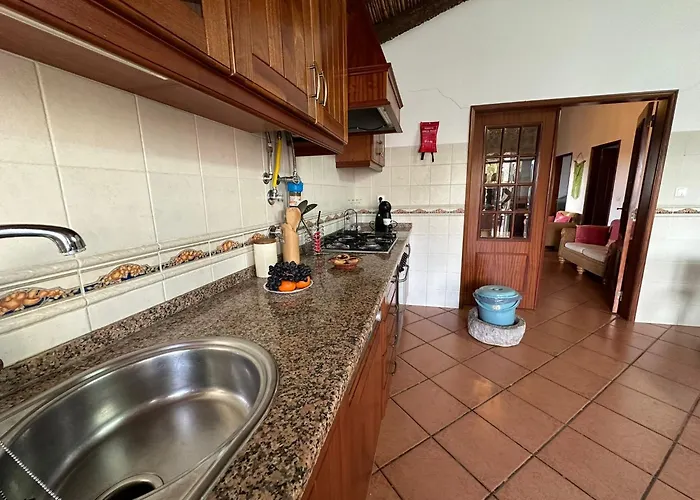 Casa Dos Avos Vakantiehuis Estorninhos